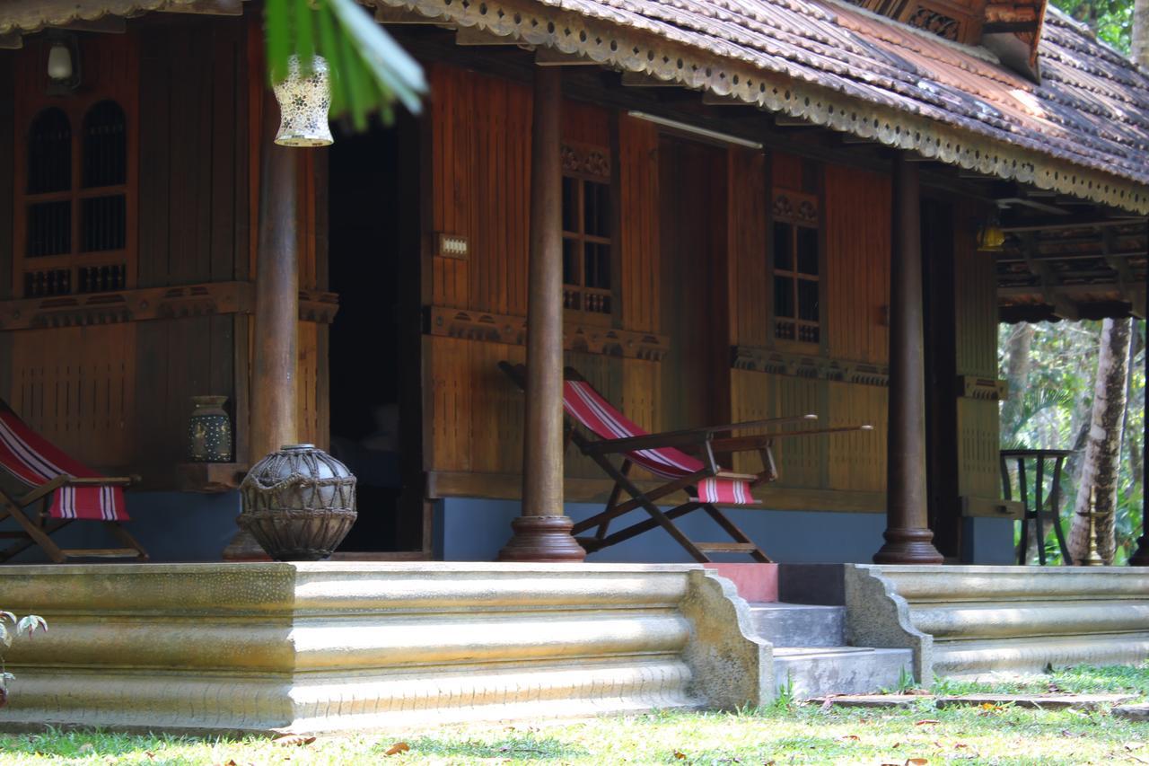 Palathra Heritage Mararikulam Exterior foto